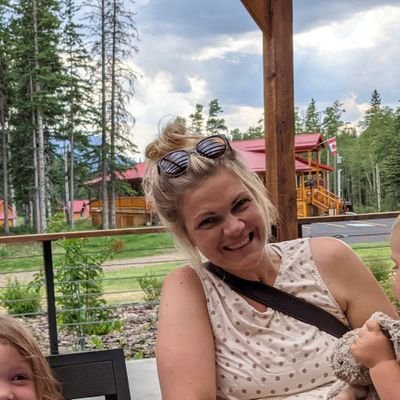 Mama to 3. Registered Nurse in the ER. Enneagram 3. #yeg