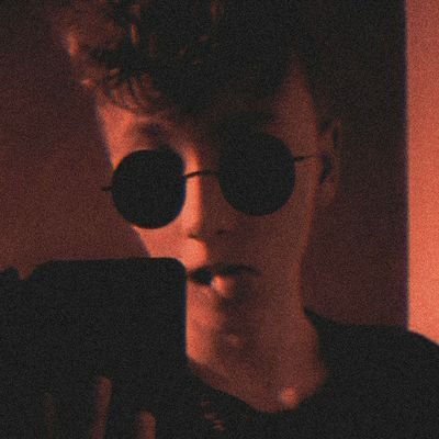 Ve vztahu 💍
13 y.o.
Hudba🖤
🇨🇿🇬🇧
totálně nevím co ze svým životem mám dělat