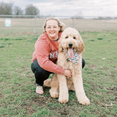 sped teacher 🍎 dog mom 🐾 photographer 📷 cardinal nation ⚾️ bleed blue 🏒