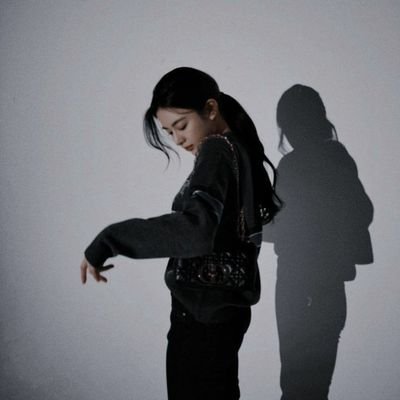 slutevvy's profile picture. go away