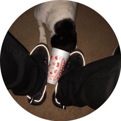 | 22’ | 1.8k sub on YT | streamer | PC/Controller: PS5 | sport-betting