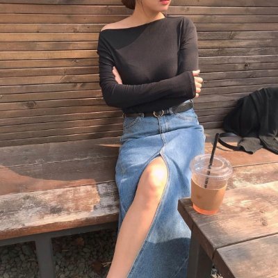 2人の天使を子育て中💙
離婚後、パートを掛け持ちするも生活苦...( т৹т )⇒今の現状を変えたいと思い、ネットビジネスに出会う⇒3ヵ月で月収100万円達成✨
時間とお金が自由になって毎日幸せに✨
わたしのように現状を変えたいと思っている人を無料でサポートしてます🔥
無言フォロー大歓迎です💕