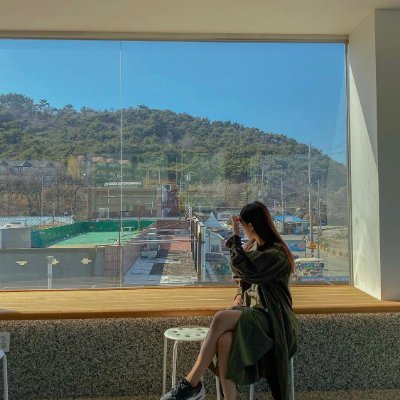 Youko94689991's profile picture. 2児の子持ち💕
離婚後、パートを掛け持ちするも生活苦...(｡•́︿•̀｡)⇒今の現状を変えたいと思い、ネットビジネスに出会う⇒3ヵ月で月収100万円達成💙
時間とお金が自由になってゆとりのある生活に💗
私の様に現状を変えたいと思っている人を無料でサポートしてます✨
無言フォロー大歓迎です💜