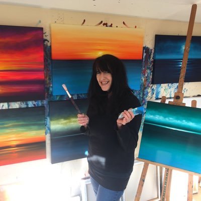 UK Professional Artist, Curator, Art Consultant & Exhibition Organiser. Painter of vivid abstract seascape oil paintings inspired by nature & music.