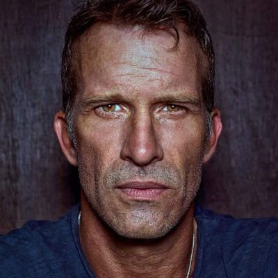 ThomasJane Profile Picture