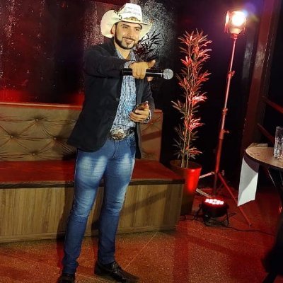 Felipe Martins Goias Official
Criador(a) de conteúdo digital
🎞 | Assessoria de imprensa
🌍| Goiás | Bsb
🤵🏻 | Mestre de Cerimônias
🎤 | Apresentador de Evento