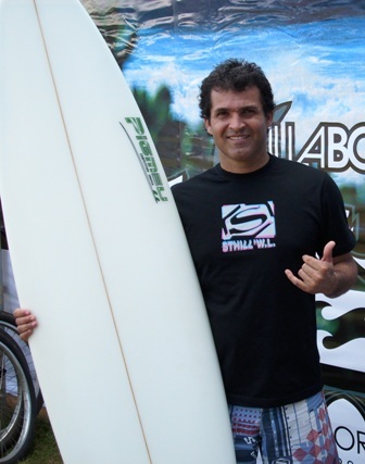 alegre feliz pois a vida e muito showww