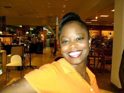 Oakland Raider, NY Yankee and Knicks Fan, Love sports, reading, bowling, cooking, cleaning (for therapy), Delta Sigma Theta's Beautiful Black Soror