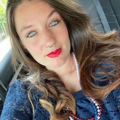 pinkkflowers121's profile picture. 1-9-08 ❤️ 11-14-09 ❤️ 6-25-12 ❤️ 3-12-87