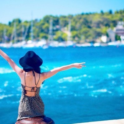 Nao82415218's profile picture. 2人の子持ち🧡
離婚後、生活していくのがやっとの状態...( ´•௰• ` )⇒今の現状を変えたいと思い、ネットビジネスに出会う⇒3ヵ月で月収100万円達成💚
時間とお金が自由になって幸せな毎日に💗
副業に興味がある人をサポートしてます🔥
無言フォロー大歓迎です💗