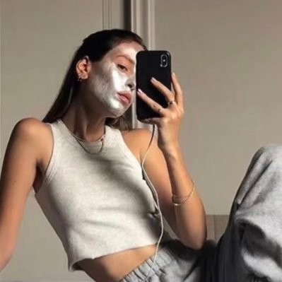 commonarea1987's profile picture. 