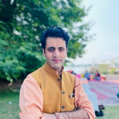 Photojournalist @PTI_News ,special correspondent for @RealRediffCom,Photo editor @Kashmir_Monitor .All Tweets personal.Retweets are not necessarily endorsements