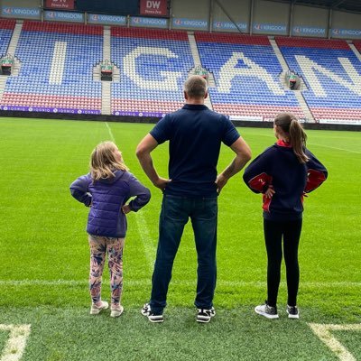 ianforshaw8's profile picture. Back where it all began. Head Groundsman @ WAFC Ex Sportsturf Manager working at Real Madrid , PSG . 4 years installing hybrid carpet systems at grounds.