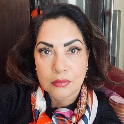 RatnaUk's profile picture. 