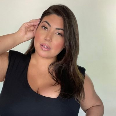 Reality TV Contestant turned Host of @girl_latd & Recapping Reality TV. Body Positive Advocate /Passionate, Sarcastic & Dramatic Insta: @jmilagrosplus