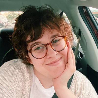 kelly_willi's profile picture. she/her