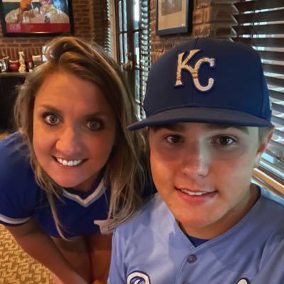 GlueckLyndsey's profile picture. 