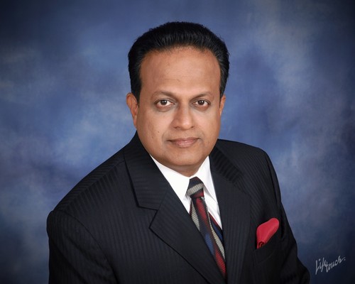 I am a seasoned and highly creative executive that accelerates revenues through regional and global sales.