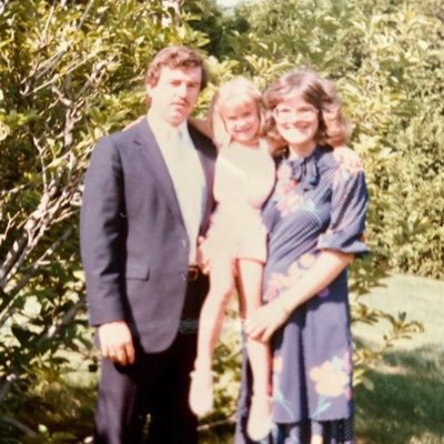 Mellyv33's profile picture. North Woods enthusiast, auntie extraordinaire, fisherman, weather, space, nature, science geek, lover of books and wine