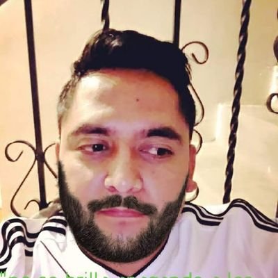 La vida es como la música, debe componerse con el oído, el sentimiento y el instinto, no mediante reglas.