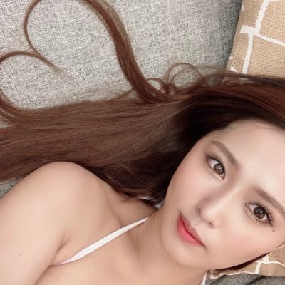 GREENmodel2021's profile picture. セクシー女優、モデルの事務所GREENです🍏 稼ぎたい女性の味方です。 お気軽にご連絡お待ちしております！ 弊社社長もセクシー女優です✨