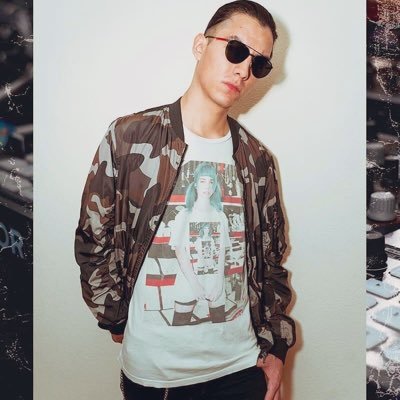 Dj • Producer • 30 • IG~DjMaxHeadroom ‘#TheHouseMaxBuilt’ EP OUT NOW!Played~DaydreamMX~UltraMX~MedusaMX~EDCMX & many more... Links to all socials below!