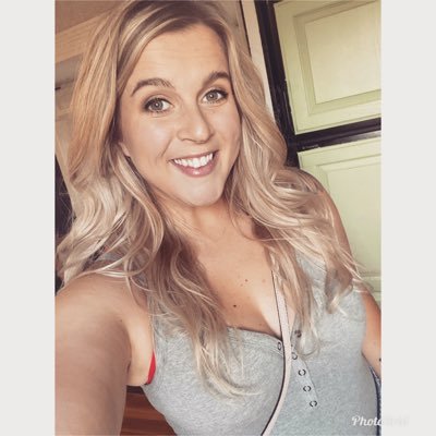 Anything that costs you your peace of mind is too expensive. 💋✌🏻
