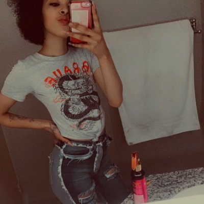 SammyXx888's profile picture. 