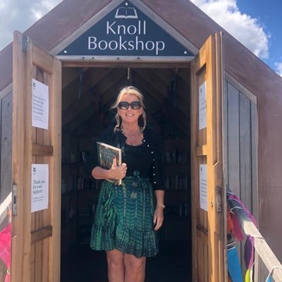 susiepoppy1's profile picture. Trainee English Teacher