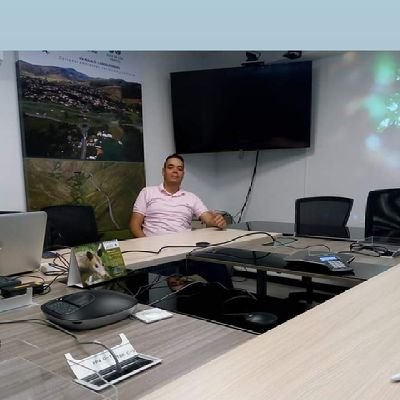 Alexand88537798's profile picture. Responsable