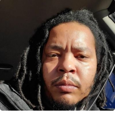 Rude as nigga
I follow darkskins, my dreams, the universe and I love eating fresh fruit
Comedian
booking: guddiegudz@gmail.com
#GudLaughs
