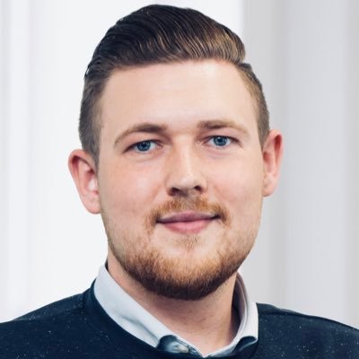 Bosat i Odense. Tweeter om politik og andet gøgl. Har en forkærlighed for #OB og #dkpol