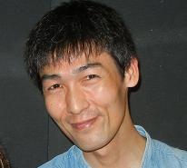 楽しみの一つはライブハウスでお気に入りアーティストの歌を聴きながらビールを片手に…といったところです。
ライブ動画の撮影は趣味ですが、アーティストの許可を頂いて、少しですがYouTubeに公開させて頂いております。
