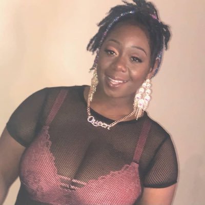 #SpreadLove 💙 #LiveLyfe 🙏🏾#GetMoney 💰 If they gone say your name 🗣 #MakeSureTheyGetItRight💯 #TheKweenIsHere 👑