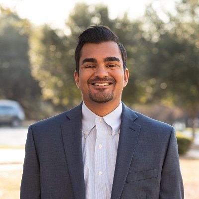PhD Student and Researcher at the McCombs School of Business studying CEO decision making.