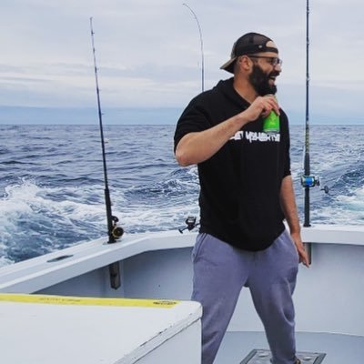 (He/Him) / Cancer Survivor / President of Ops at I2SM / Writer of words /Recovered Head FB Coach / NMH '00 / Harvard '04 ✊🏽 🏳️🌈 /