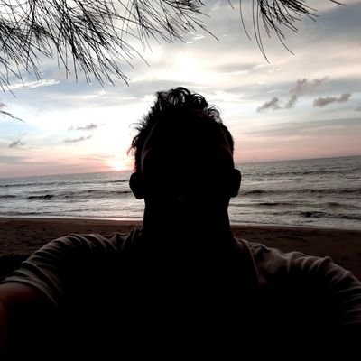 Vic_nsteins's profile picture. ( Keep smile & Keep calm )