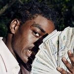 AverageRosy's profile picture. 