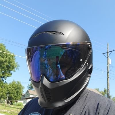 SkullKing1937's profile picture. 