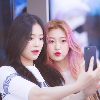 archive for loona’s #현진 and #최리