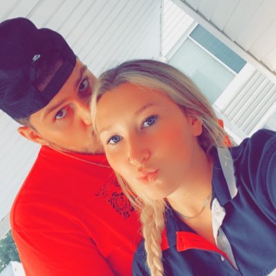 JordynWhitman's profile picture. PA || villa maria academy 18’ || mercyhurst university 22’ ☘️