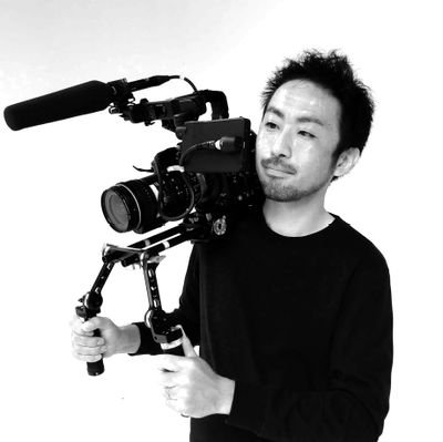 YouTubeチャンネル囲碁将棋TV(ぜひチャンネル登録よろしくお願いします!)や名人戦・朝日杯などの運営のお仕事をしています。たぶん業界最弱の棋力ですが(^_^;)囲碁将棋の魅力を伝えるお手伝いをさせていただきます! インスタでも発信してます!