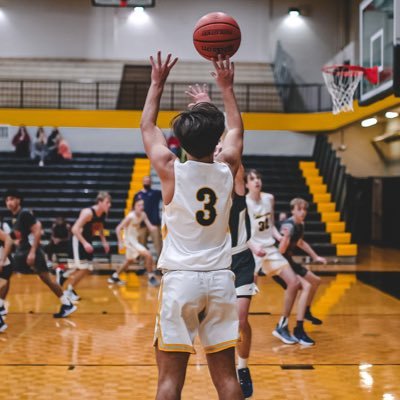 5”9 145 PG/SG | Junior | Hendersonville High School | Stars 16u