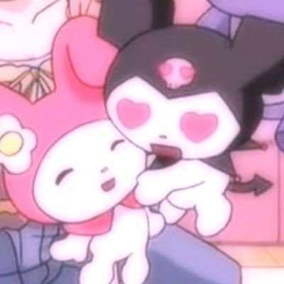 posting pink and dark ships everyday! 💗🖤   
mods: 🐇/🐢/🦢/🧑‍🦲 submissions closed!!