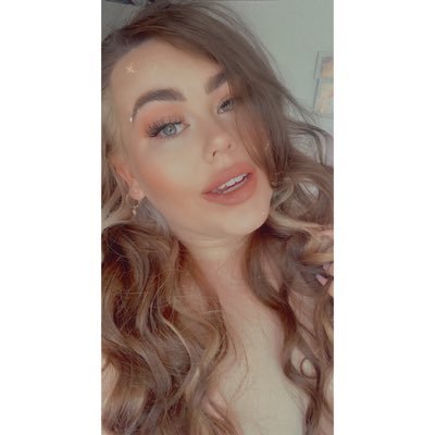 redkirst's profile picture. 