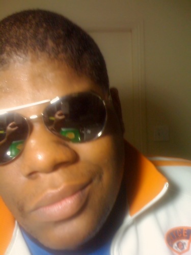 derrick2525's profile picture. 