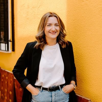 Account Manager @resolutioncomms, & #FoodBlogger @teessidefoodie