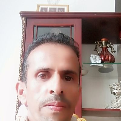 ๏๏
لا يهمني كثرة الاصدقاء ، تهمني القلوب الوفيه فقط 💙