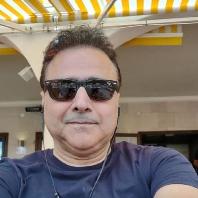 ecsmaah's profile picture. 
