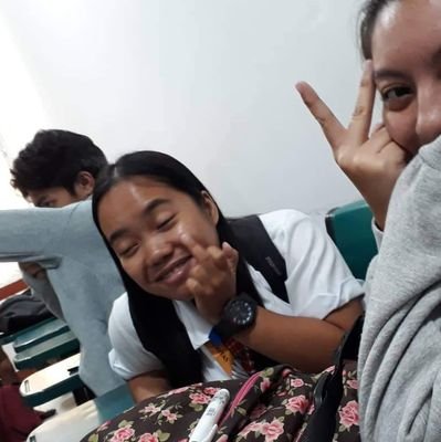 krxxly's profile picture. arki niyo sabog na